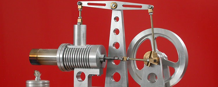 Foto eines Stirlingmotors gefertigt von Schüler/innen der HTL-Steyr